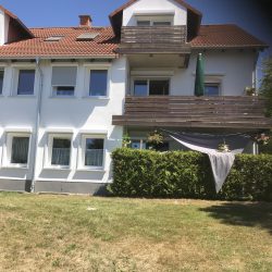 Eigentumswohnung in Baunatal - Gartenansicht mit Terrasse