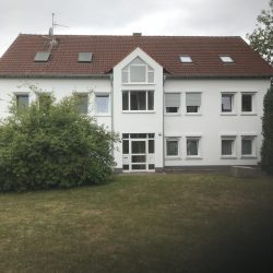 Eigentumswohnung in Kassel-Baunatal - Eingangsbereich des Hauses